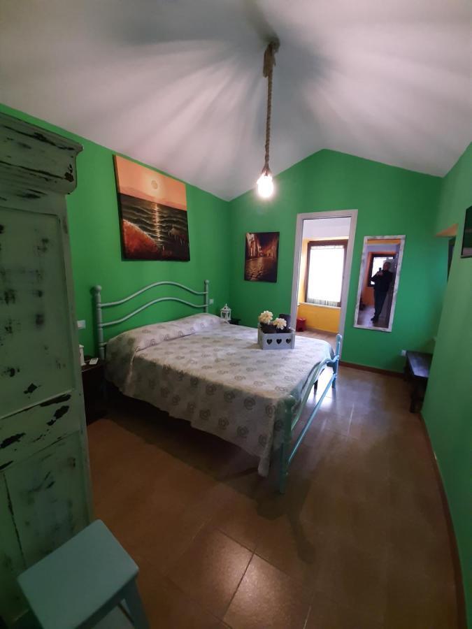 Casa Graci Hotel Bosa Ngoại thất bức ảnh