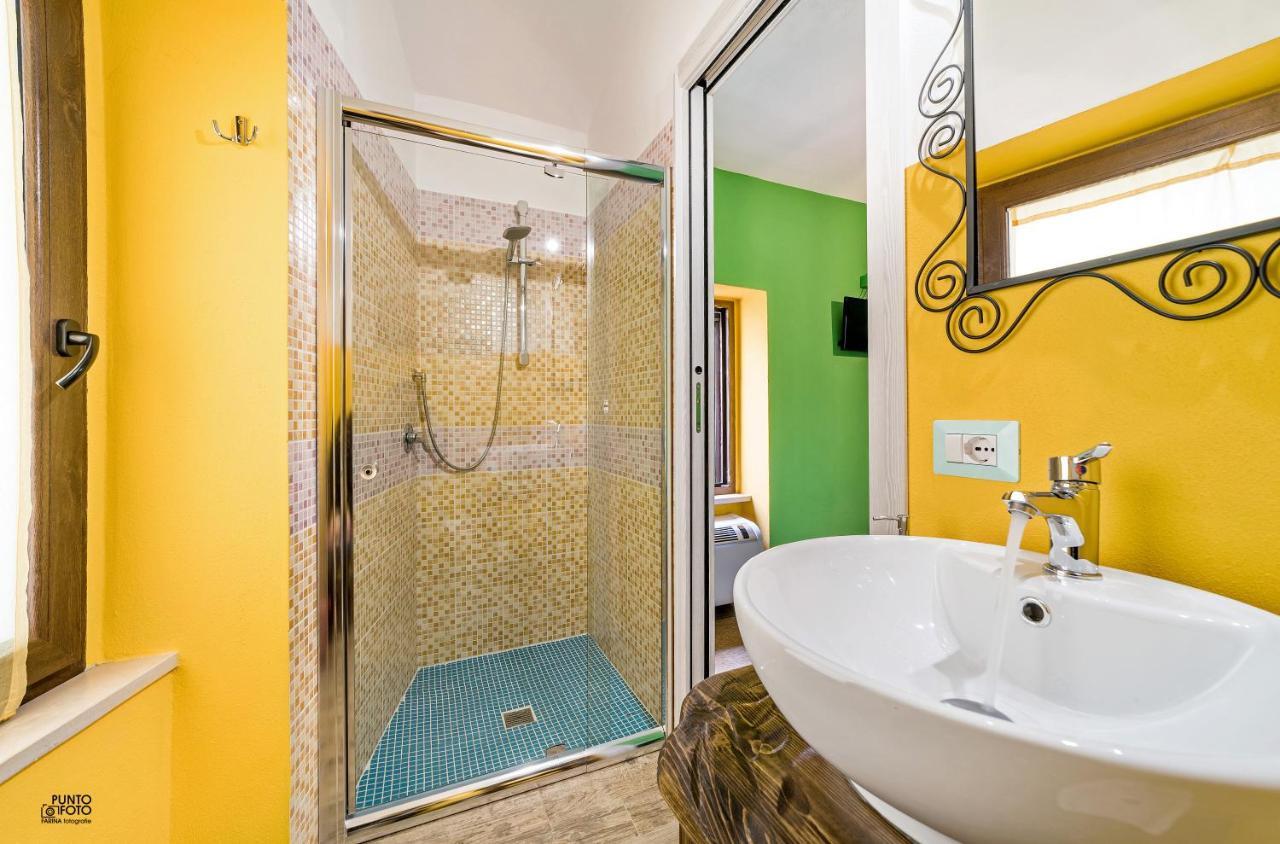 Casa Graci Hotel Bosa Ngoại thất bức ảnh